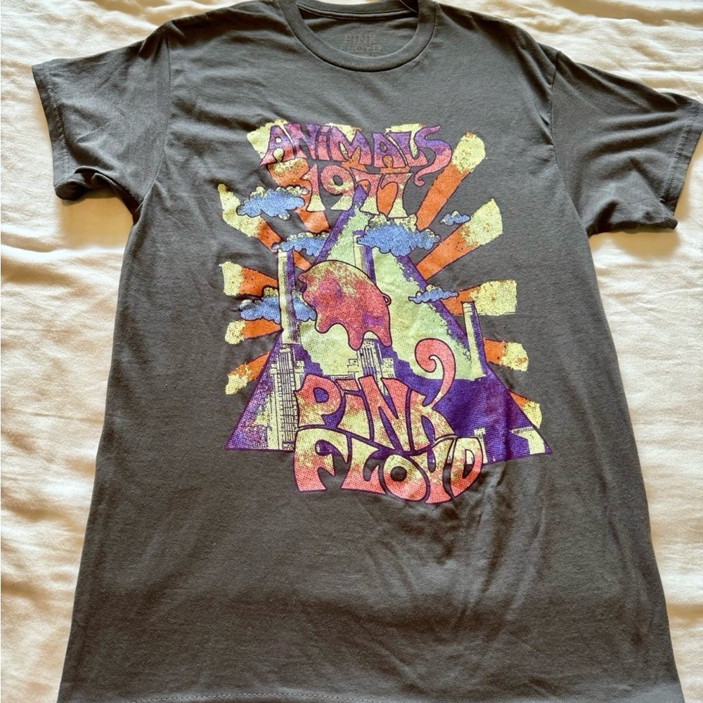 Pink Floyd Animals 1977 NWT T-Shirt Unisex Fit Band Tee Shirt 100% Cotton